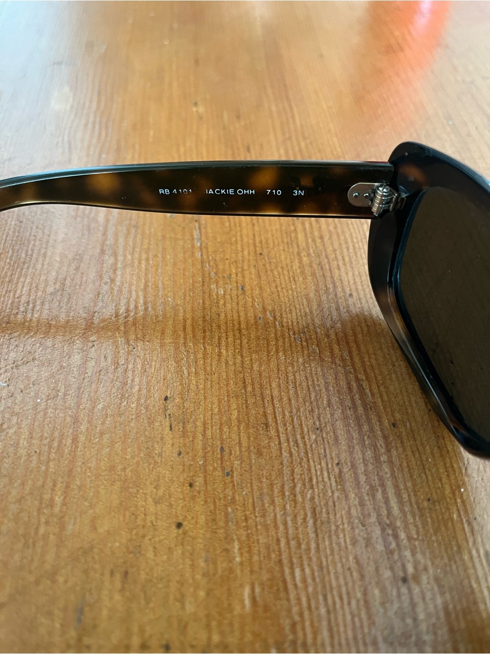 Ray-Ban Women’s Polarized Jackie Ohh Sunglasses - Picture 4 of 4